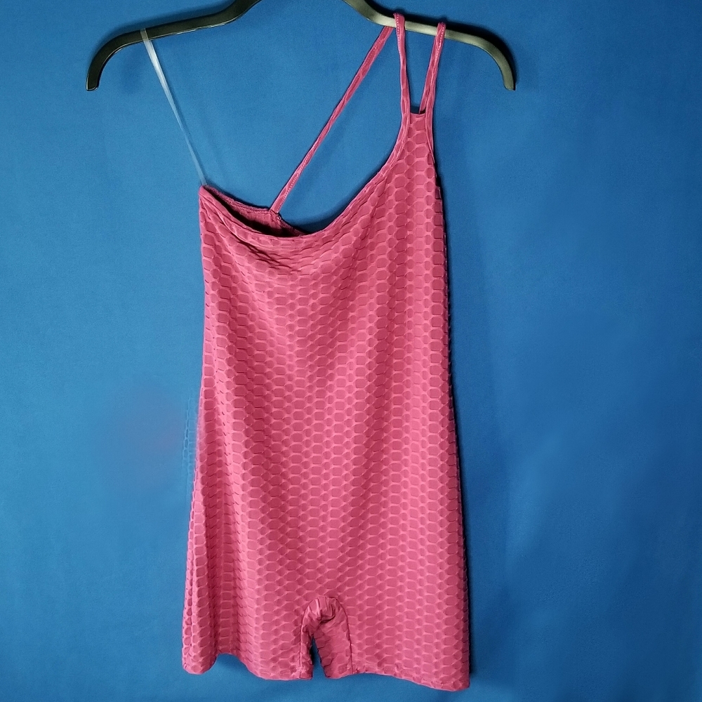Gaze Asymmetrical Honeycomb Texture One Shoulder Romper Pull-On Styling